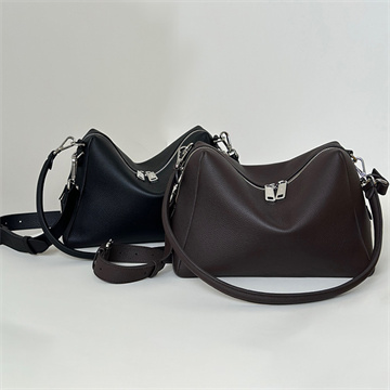 fendi lui soft leather shoulder bag